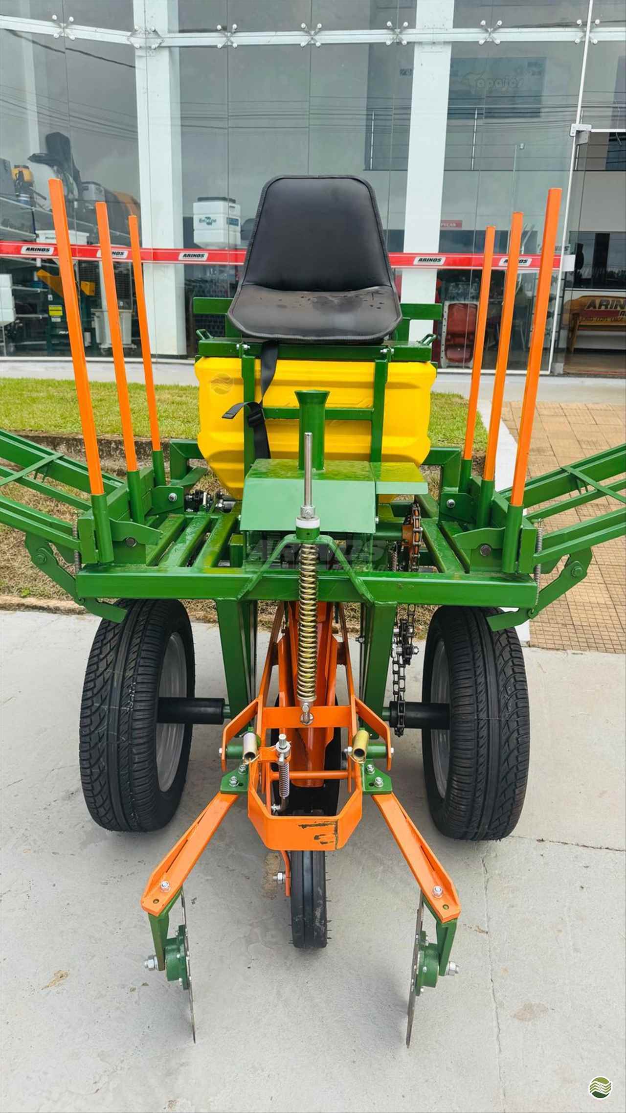 IMPLEMENTOS AGRICOLAS PLANTADEIRA PLANTADEIRA DE MANDIOCA Arinos Agrícola ITAITUBA PARÁ PA
